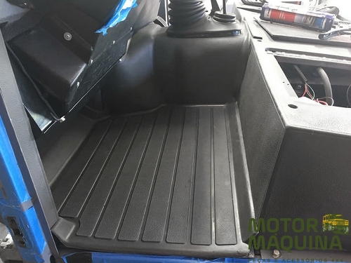 90/110 LT77 TRANSMISSION ACOUSTIC MAT SYSTEM